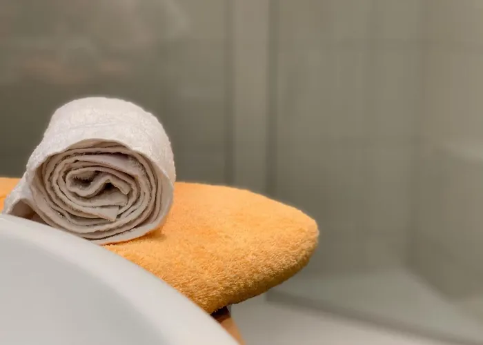 Mit Infrarotwaermekabine By Interhome *